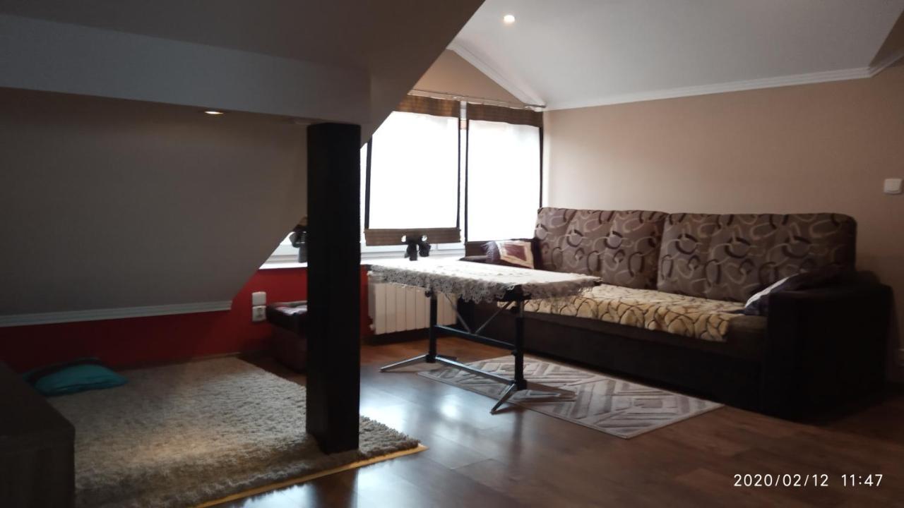 Apartament W Domu Na Wsi Tomaszów Lubelski Esterno foto