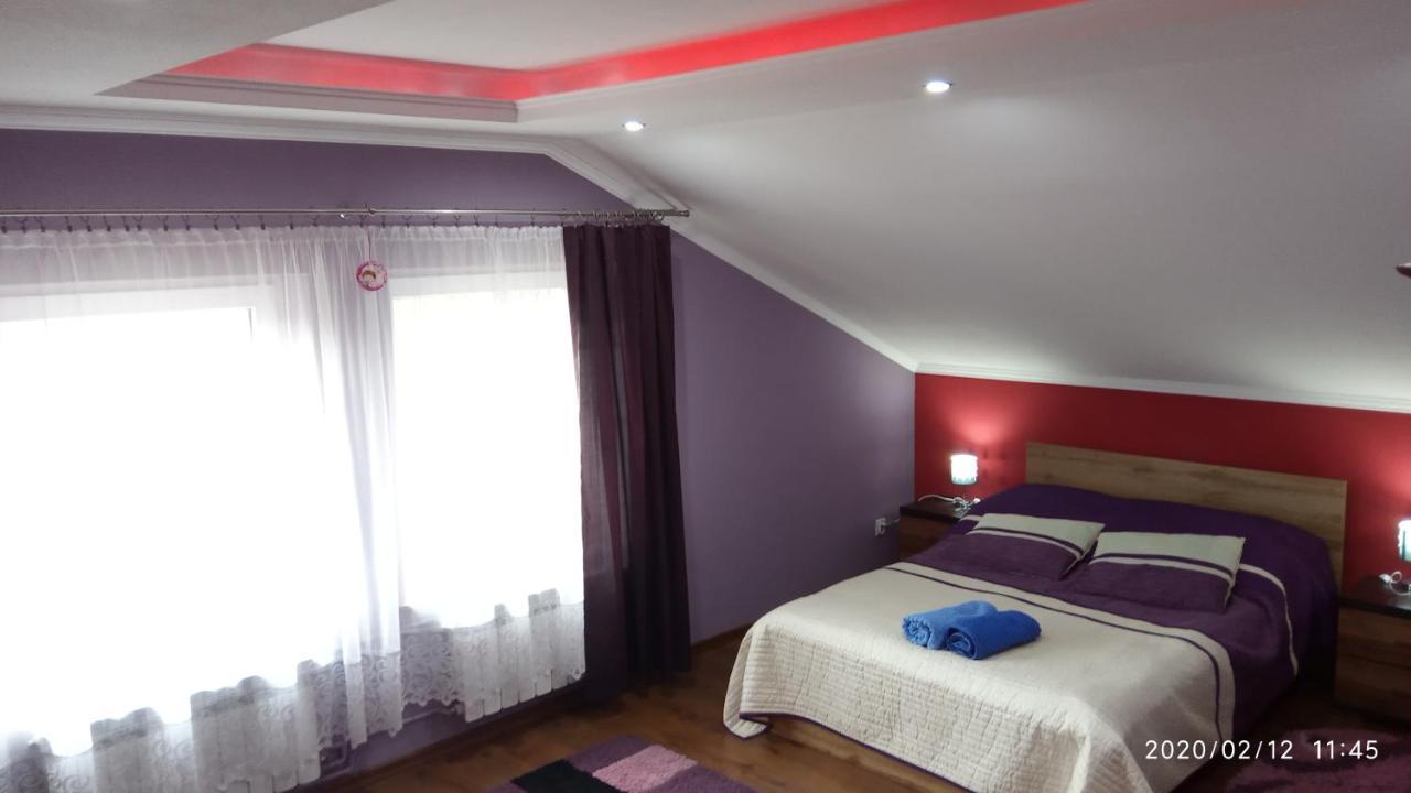 Apartament W Domu Na Wsi Tomaszów Lubelski Esterno foto