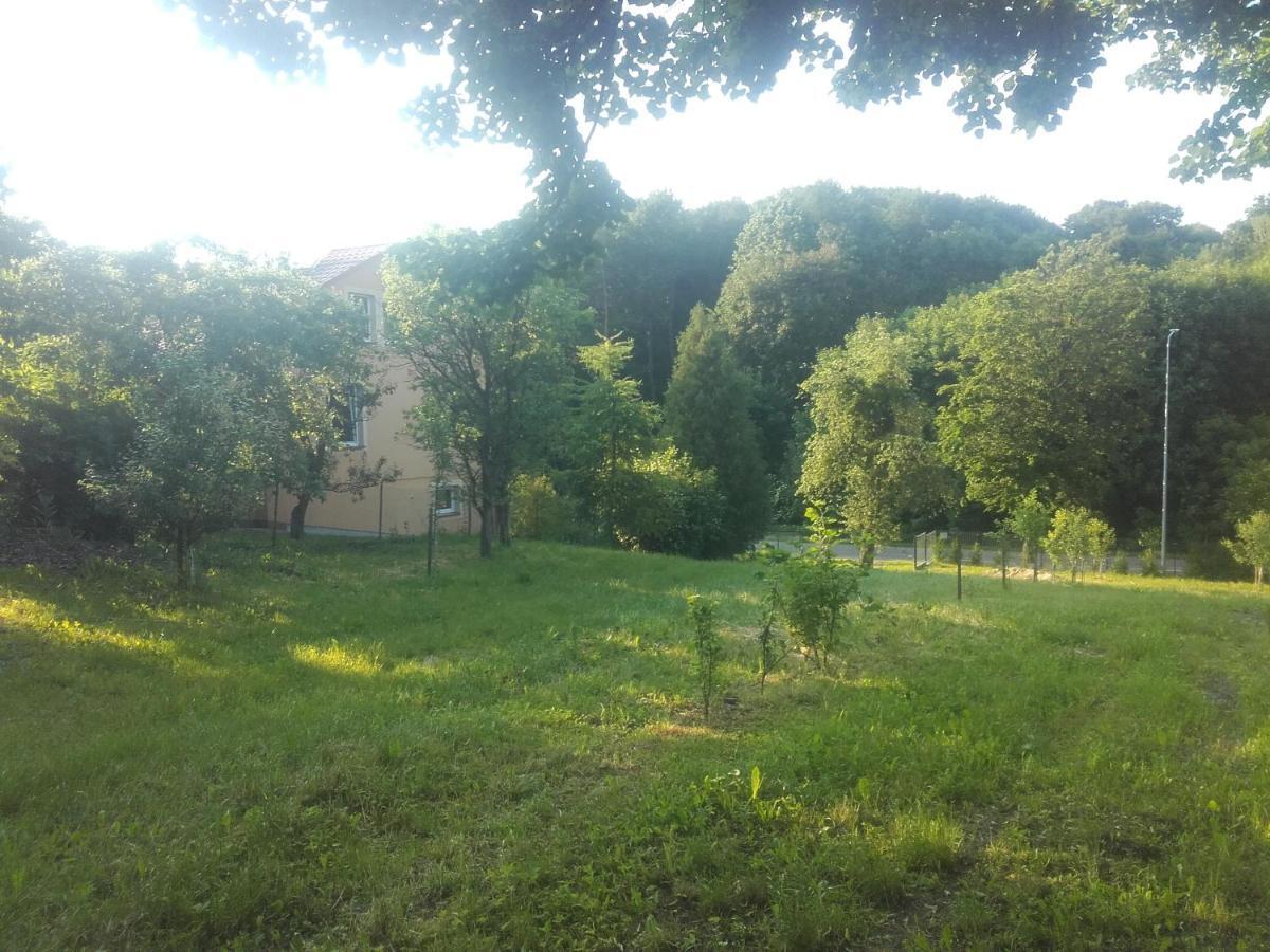 Apartament W Domu Na Wsi Tomaszów Lubelski Esterno foto